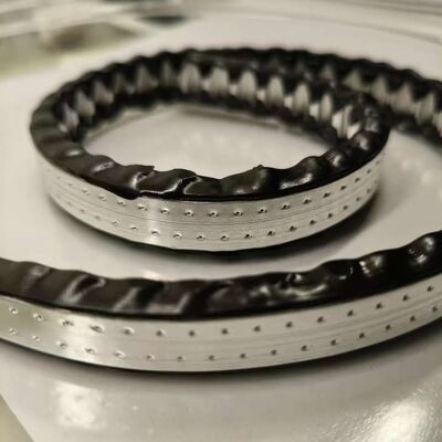 Espaciador de butilo flexible para vidrio aislante y ventanas